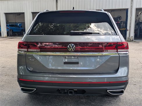 Used 2024 Volkswagen Atlas SE image 5