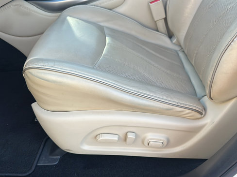 Used 2019 INFINITI QX60 Luxe w/ Essential Package image 15