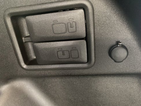 Used 2019 Chevrolet Equinox LT image 11