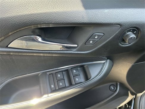 Used 2018 Chevrolet Cruze LS image 17