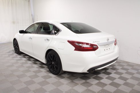 Used 2018 Nissan Altima 2.5 SV image 22
