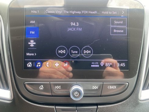 Used 2024 Chevrolet Malibu LT image 22