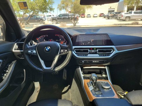 Used 2020 BMW 330i Sedan w/ Driving Assistance Package image 10