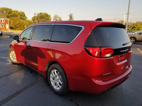 New 2026 Chrysler Voyager LX image 5