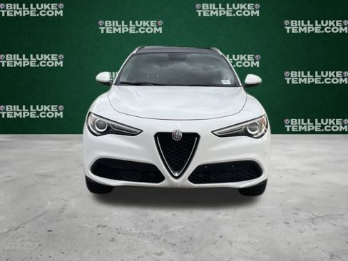 Used 2019 Alfa Romeo Stelvio image 5
