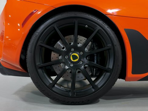 Used 2021 Lotus Evora image 23