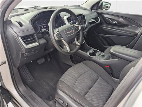 Used 2022 GMC Terrain SLE w/ Driver Convenience Package image 9
