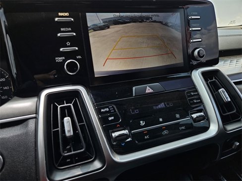 Used 2021 Kia Sorento S w/ Panoramic Sunroof Package image 13