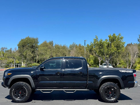 Used 2023 Toyota Tacoma TRD Off-Road image 3