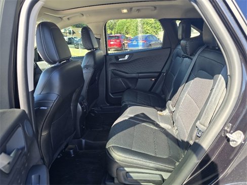 Used 2020 Ford Escape Titanium w/ Titanium Premium Package 2.0 image 12
