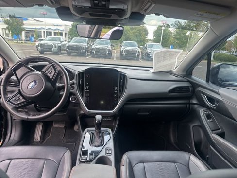 Used 2024 Subaru Crosstrek 2.5i Limited w/ Crosstrek Mirror Package image 9