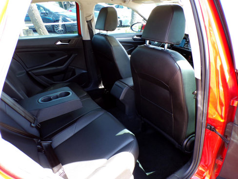 Used 2019 Volkswagen Jetta SE image 27