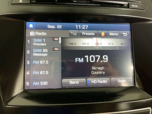 Used 2017 Hyundai Santa Fe Sport image 22