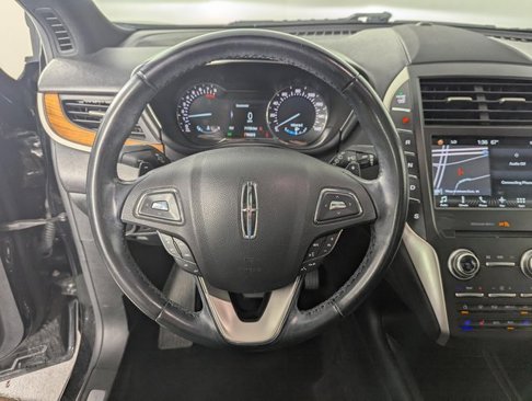 Used 2018 Lincoln MKC Reserve image 13