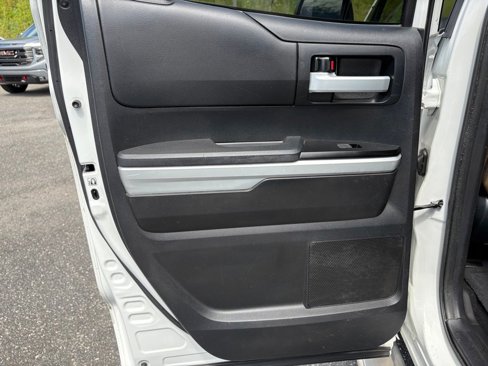 Used 2017 Toyota Tundra SR5 image 42