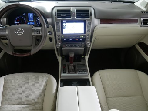 Used 2013 Lexus GX 460 image 10