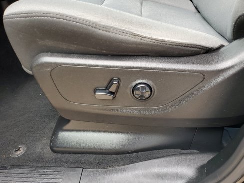 Used 2019 RAM 1500 Big Horn image 9