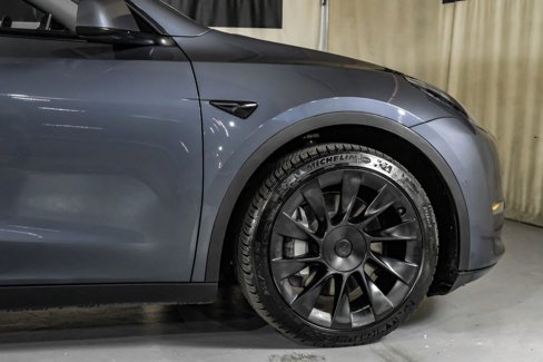 Used 2020 Tesla Model Y Long Range image 7