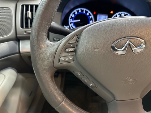 Used 2015 INFINITI Q40 w/ Navigation Package image 25