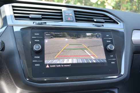 Used 2019 Volkswagen Tiguan S image 15