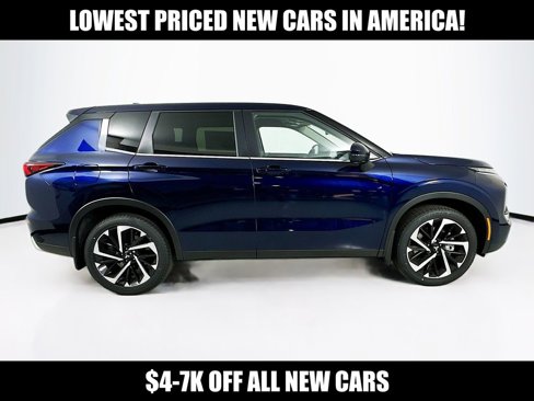 New 2024 Mitsubishi Outlander SE image 8