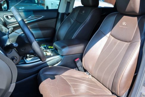 Used 2013 INFINITI JX35 AWD w/ Premium Pkg image 13