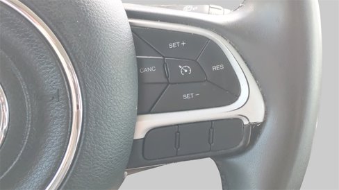 Used 2020 Jeep Renegade Latitude image 25