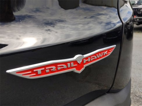 Used 2023 Jeep Renegade Trailhawk w/ Trailer Tow Group image 12