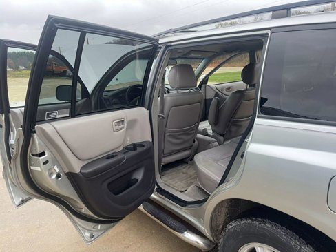 Used 2001 Toyota Highlander Limited image 10