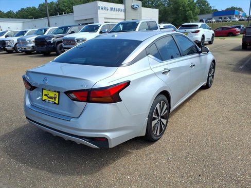 Used 2022 Nissan Altima 2.5 SV image 3