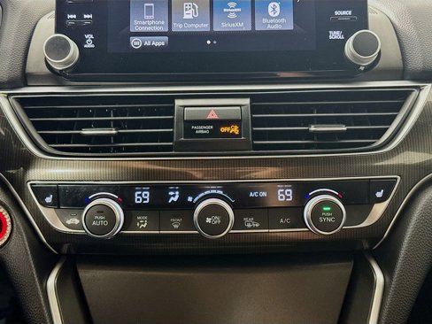 Used 2019 Honda Accord Sport image 16