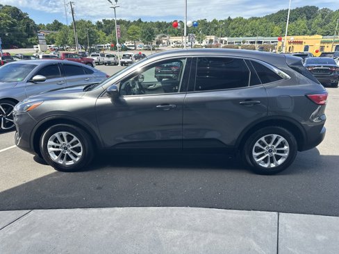 Used 2020 Ford Escape SE image 5