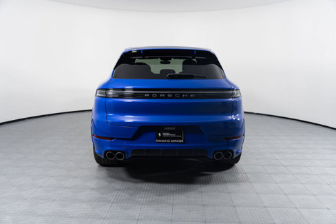 Used 2024 Porsche Cayenne E-Hybrid image 6
