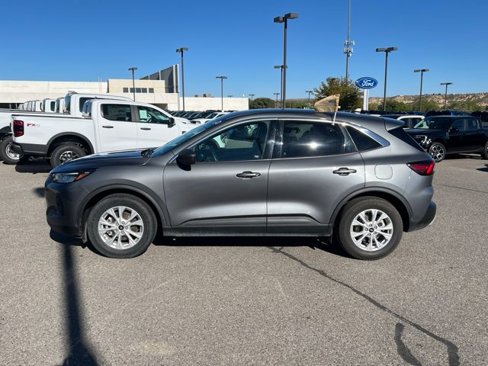 Certified 2024 Ford Escape Active image 2