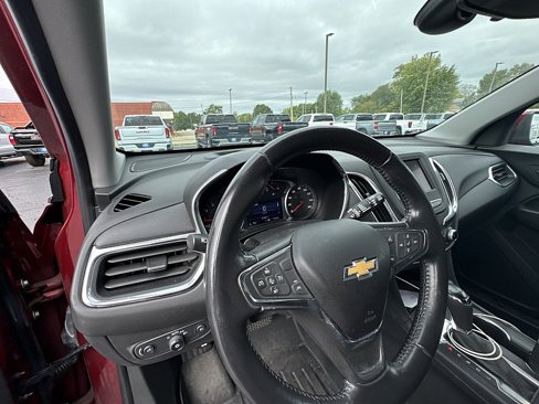 Certified 2020 Chevrolet Equinox LT image 10