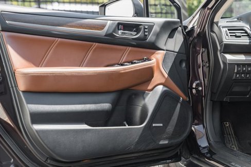 Used 2017 Subaru Outback 2.5i Touring w/ Popular Package #5A image 34