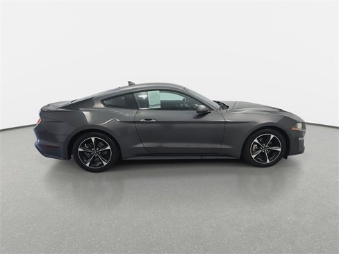 Used 2020 Ford Mustang Coupe image 4