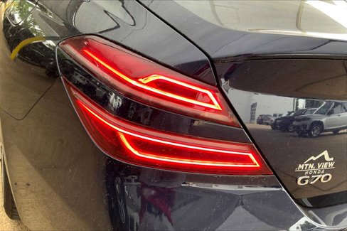 Used 2023 Genesis G70 2.0T image 27