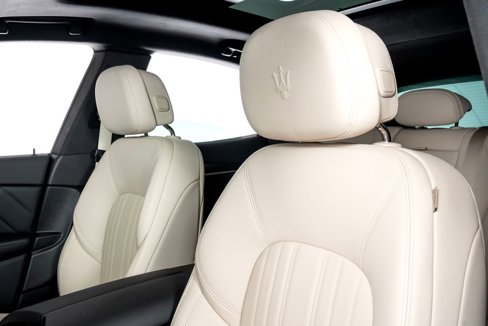 Used 2022 Maserati Levante GT image 17