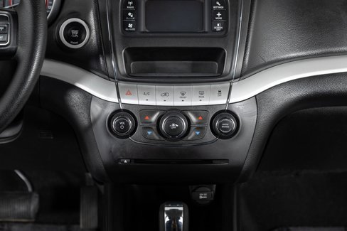 Used 2016 Dodge Journey SXT w/ Comfort/Convenience Group image 37