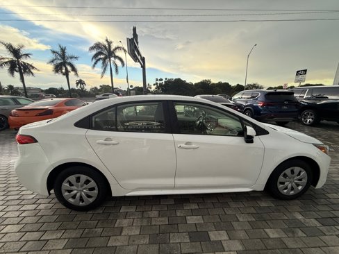 Used 2021 Toyota Corolla L image 9