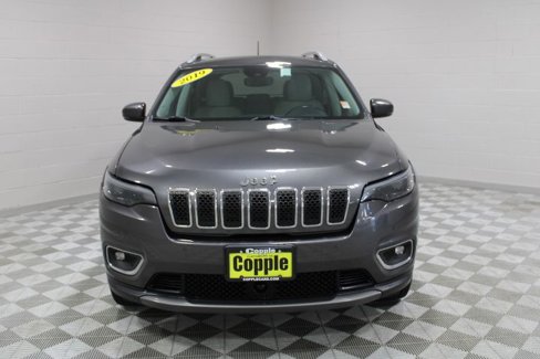 Used 2019 Jeep Cherokee Limited w/ Luxury Group image 2