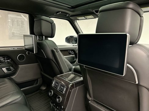 Used 2020 Land Rover Range Rover Long Wheelbase Autobiography image 8
