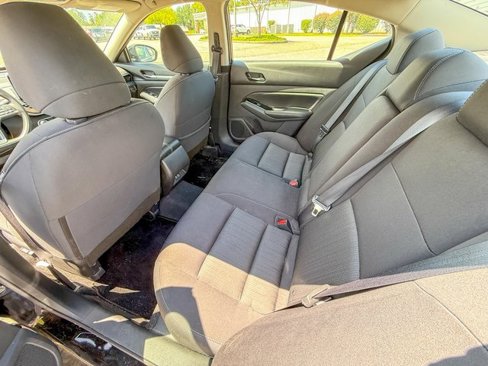 Used 2023 Nissan Altima 2.5 SV image 14