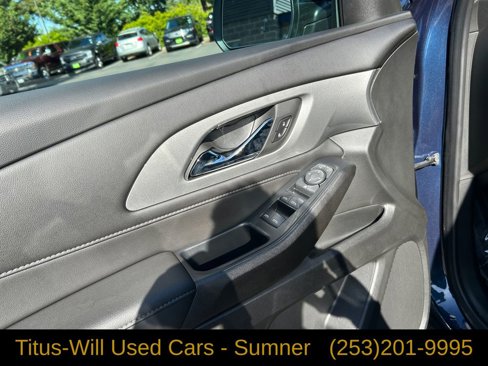 Used 2022 Chevrolet Traverse LT w/ LPO, Cargo Package image 23