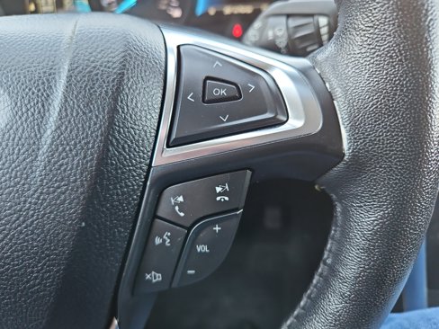 Used 2022 Ford Edge Titanium image 25