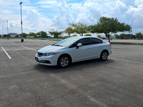 Used 2013 Honda Civic LX image 2