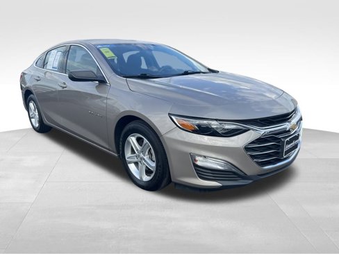 Used 2023 Chevrolet Malibu LS image 1