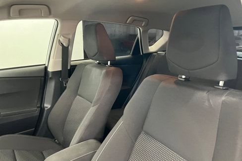 Used 2018 Toyota Corolla iM image 17