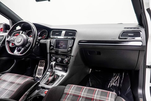 Used 2017 Volkswagen GTI Sport image 16
